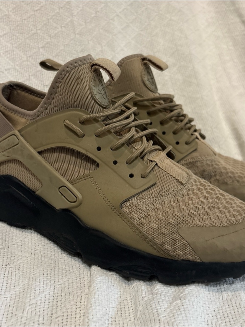 Nike Air Huarache Run Ultra Mushroom Athletic Shoe Sz 8 Mens 819685-201